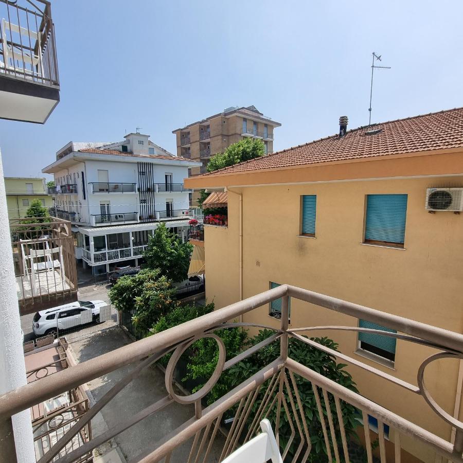 Residence Mare Rimini Extérieur photo