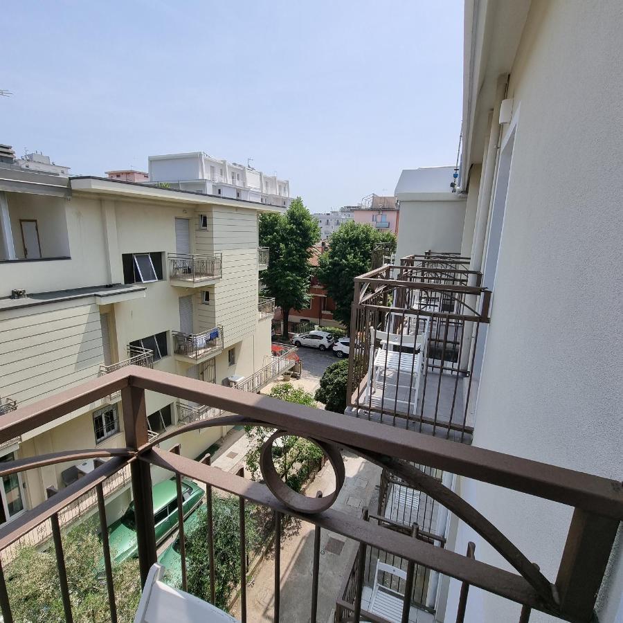 Residence Mare Rimini Extérieur photo