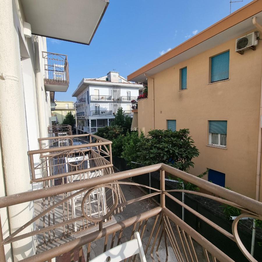 Residence Mare Rimini Extérieur photo