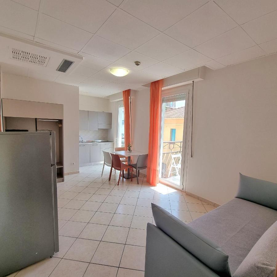 Residence Mare Rimini Extérieur photo